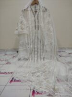 Zareen - Image 31