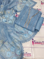 Zareen - Image 32